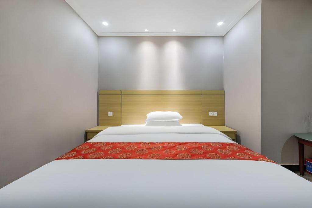 Ying Feng Yuan Hotel Гуанчжоу Экстерьер фото